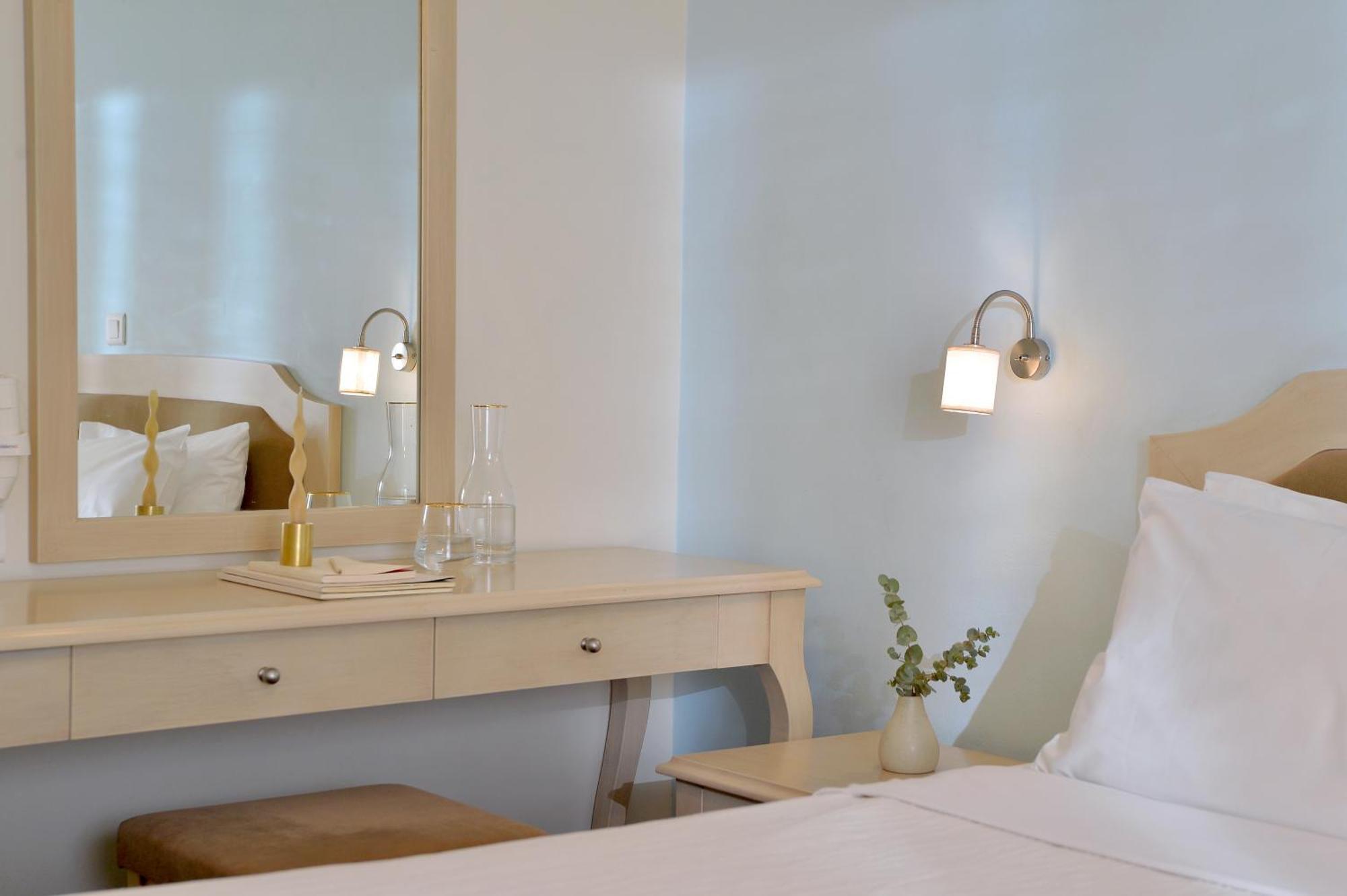 Airotel Parthenon 4*