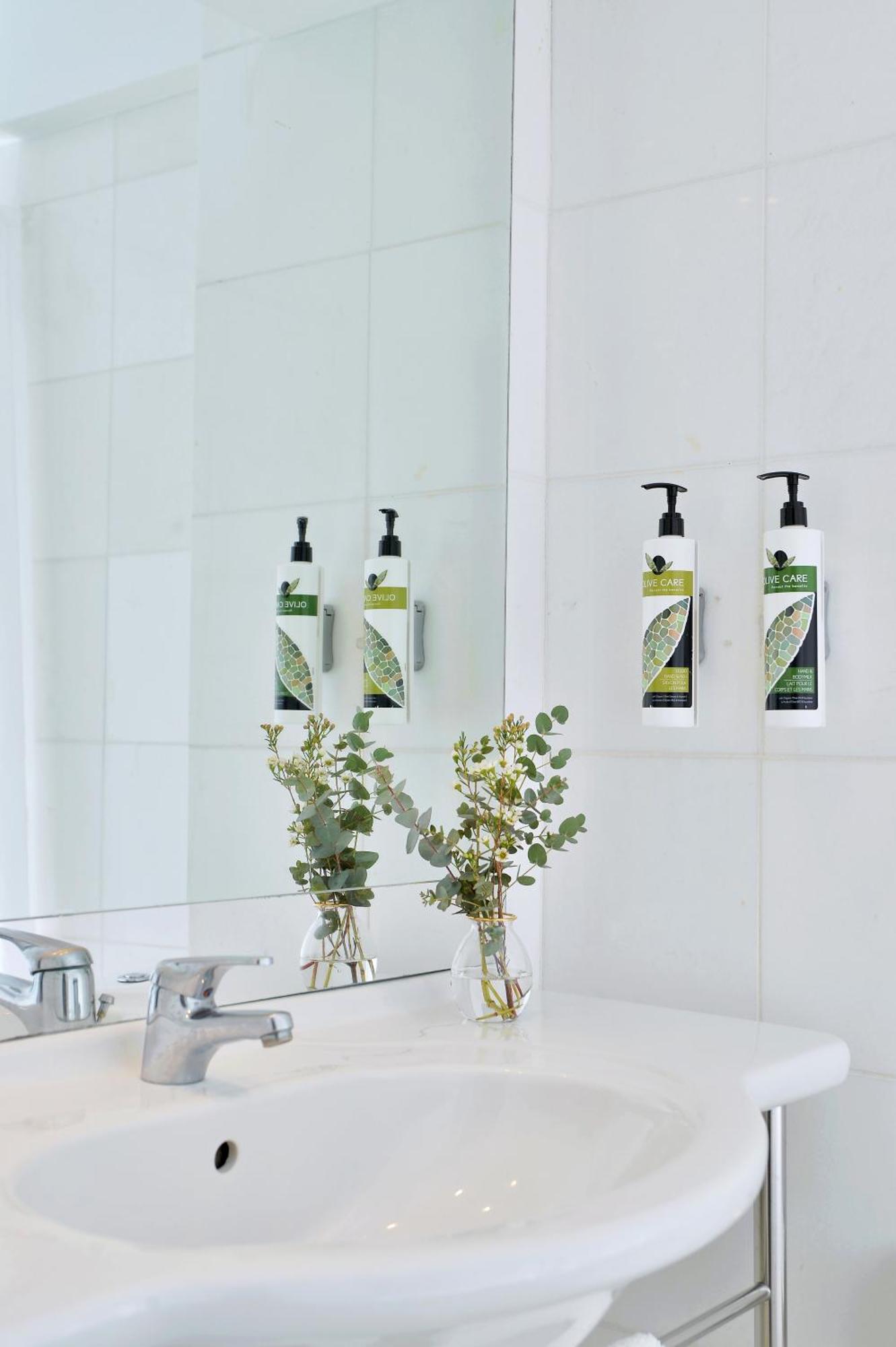 Airotel Parthenon Hotel 4*