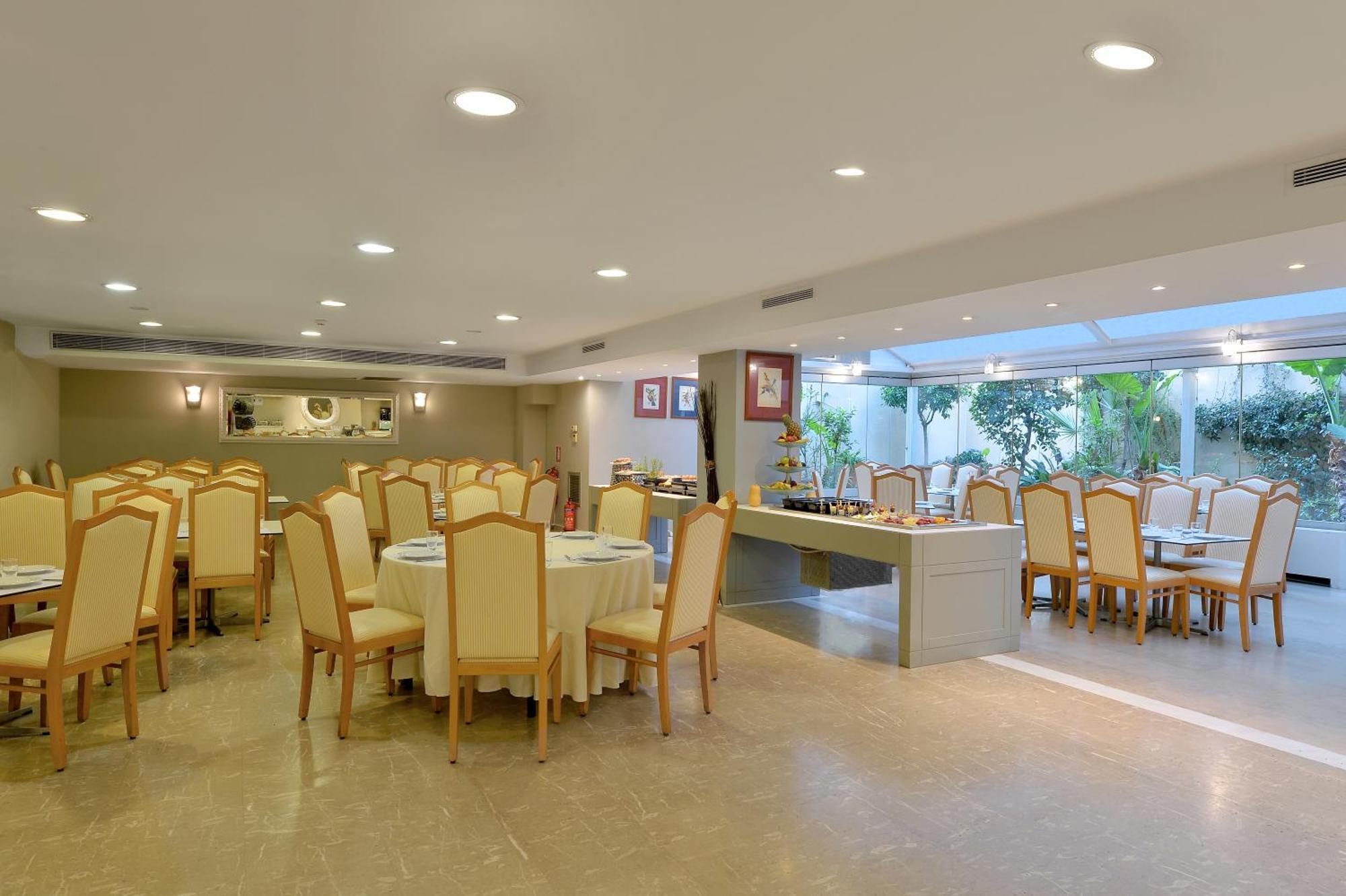 Airotel Parthenon Hotel 4*