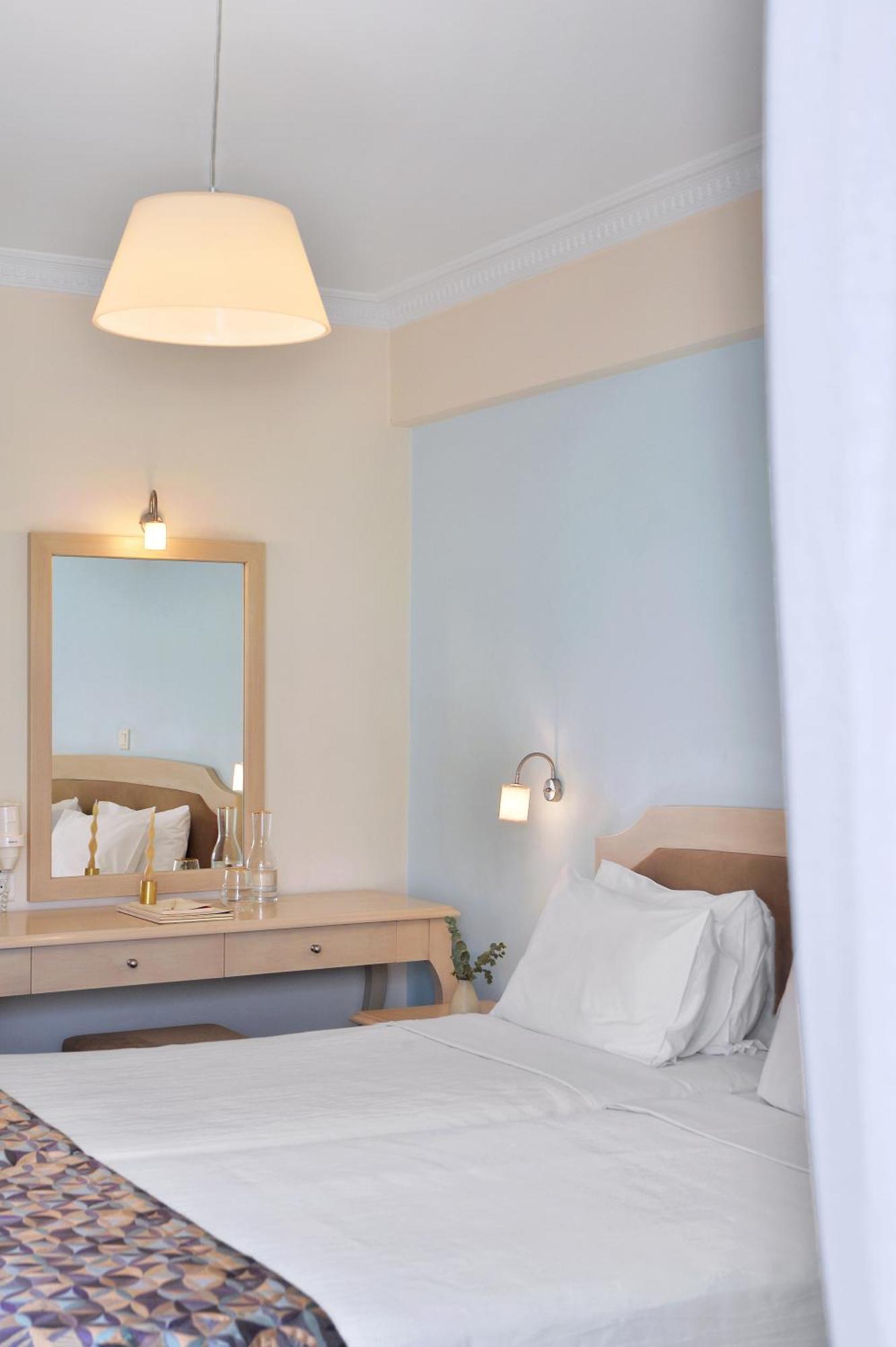 Airotel Parthenon 4*